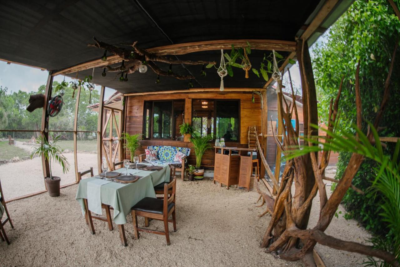 Hotel El Chital Raudales エクステリア 写真