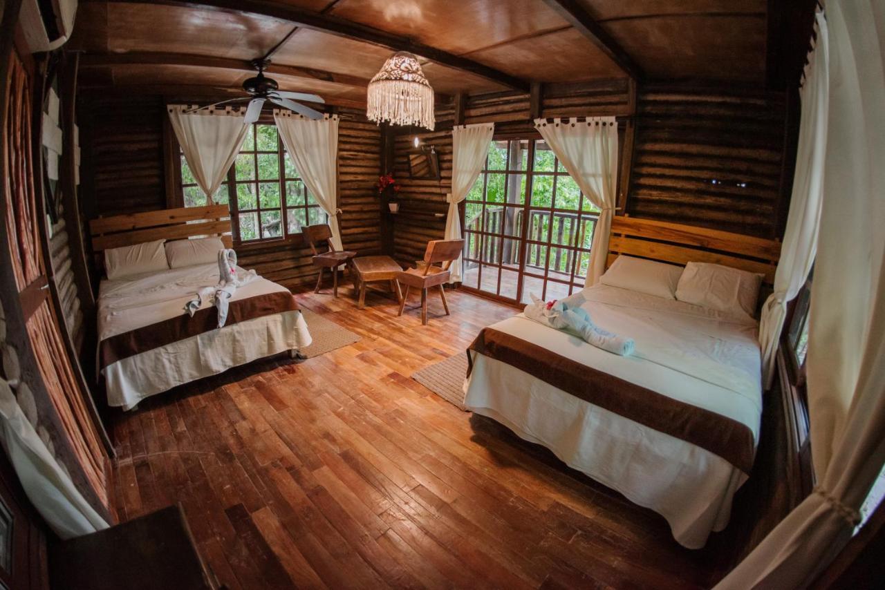 Hotel El Chital Raudales エクステリア 写真